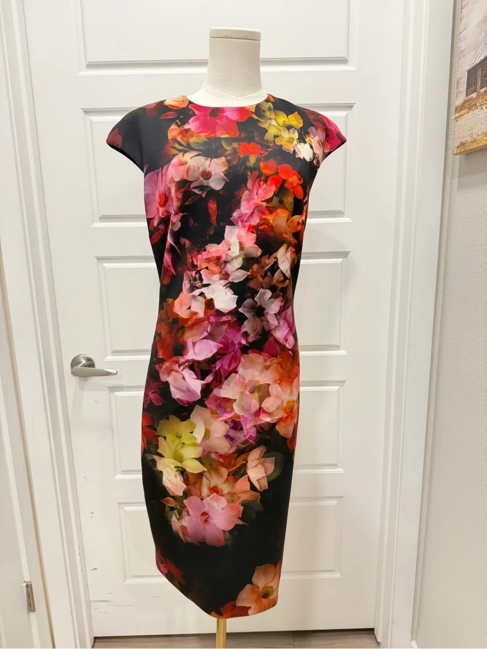 Ted Baker Black Floral Sheath Midi Dress - Picture 4 of 12